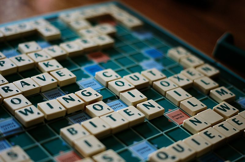 6 BENEFICIOS DEL SCRABBLE